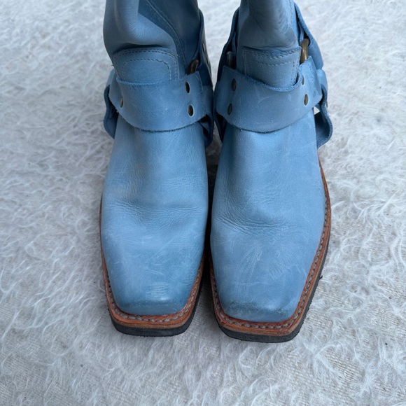 Super Rare Frye Sky-Blue Floral Cut Out Harness Boots – Size 7.5 - Picture 3 of 7